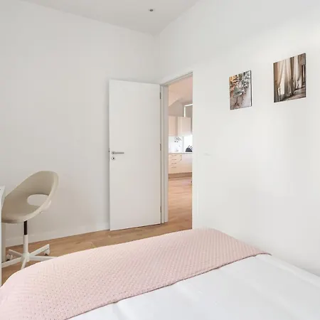 Altido Stylish Flat's In Historic Centre
